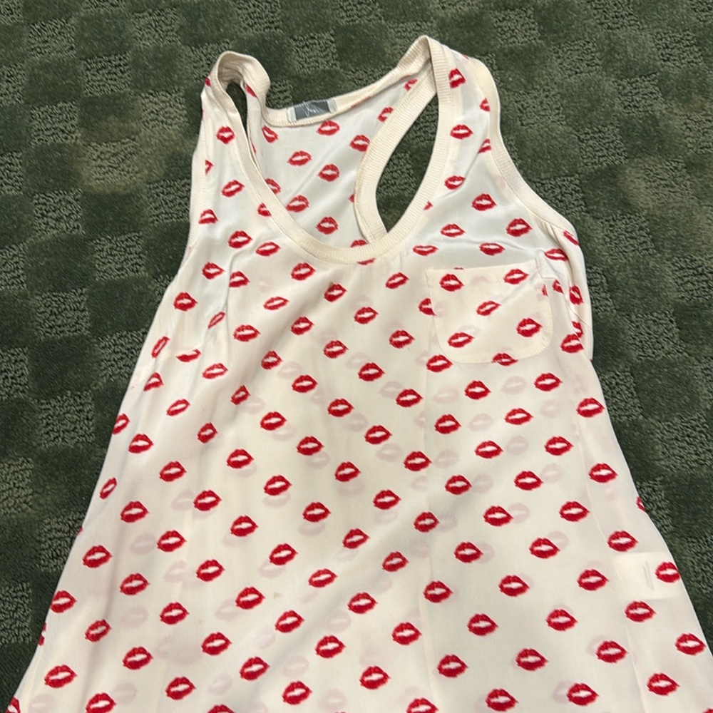 Joie silk too slight stain on it but very wearable